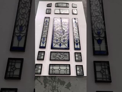 ग्राहक की आवश्यकताओं के अनुसार प्रवेश द्वार कांच का एक सेट डिजाइन और उत्पादन करें